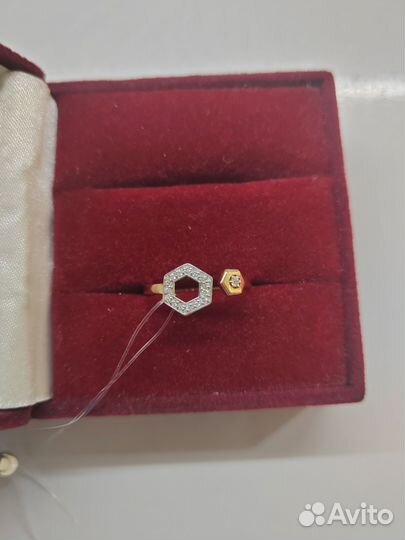 Золотое кольцо размер 16.5