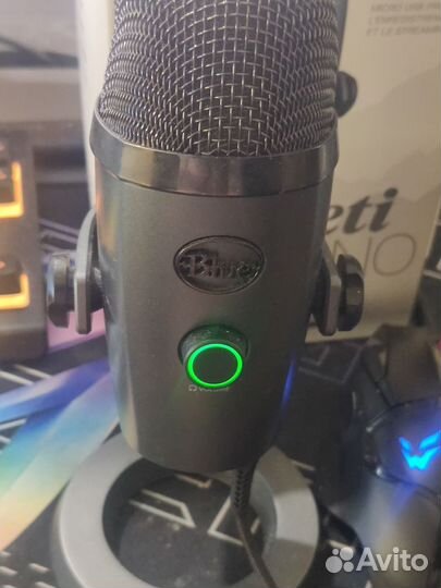 Микрофон Blue yeti nano