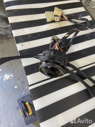 Подрулевой переключатель ваз2121