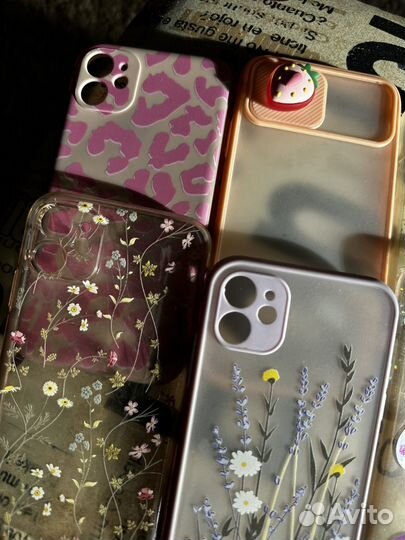 Чехлы на телефон iPhone 11