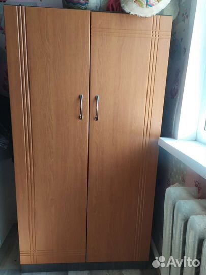 Шкаф