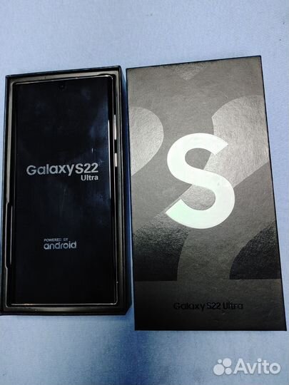 Samsung Galaxy S22 Ultra, 12/256 ГБ