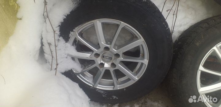 Neolin NeoWinter 215/70 R16