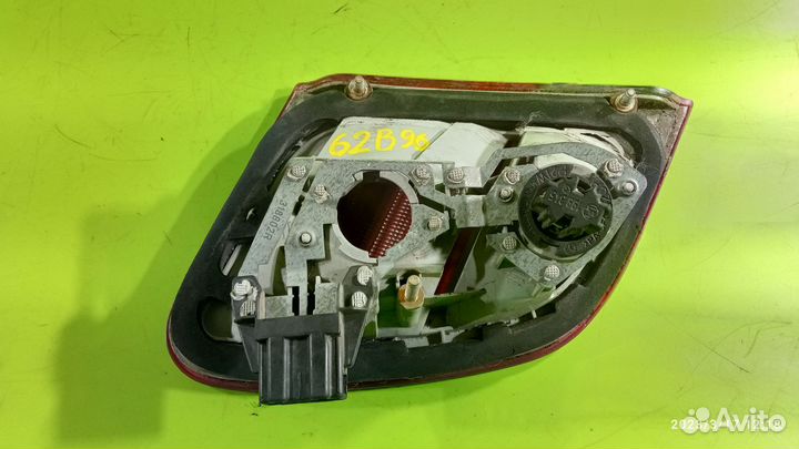 Фонарь внутренний правый для Mercedes-Benz W210