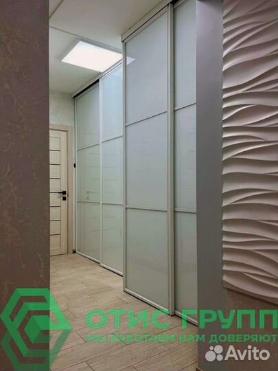 Гардеробная система с дверями купе