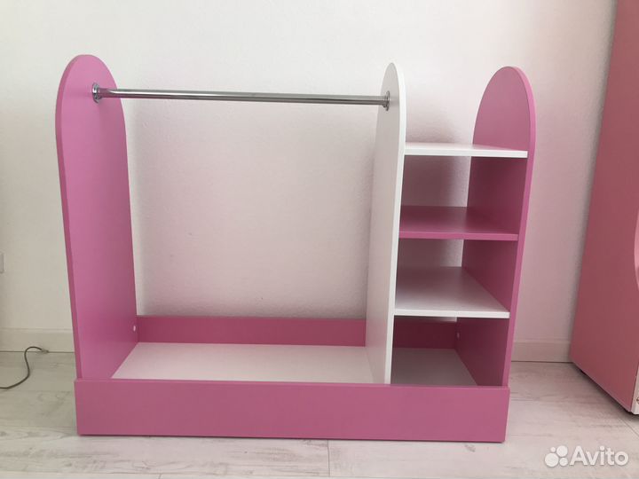 Продам мебель в детскую комнату