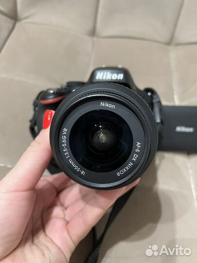 Зеркальный фотоаппарат