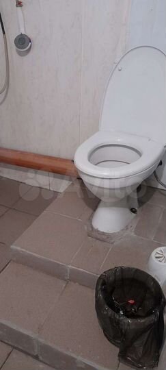 Комната 8 м² в 4-к., 1/1 эт.