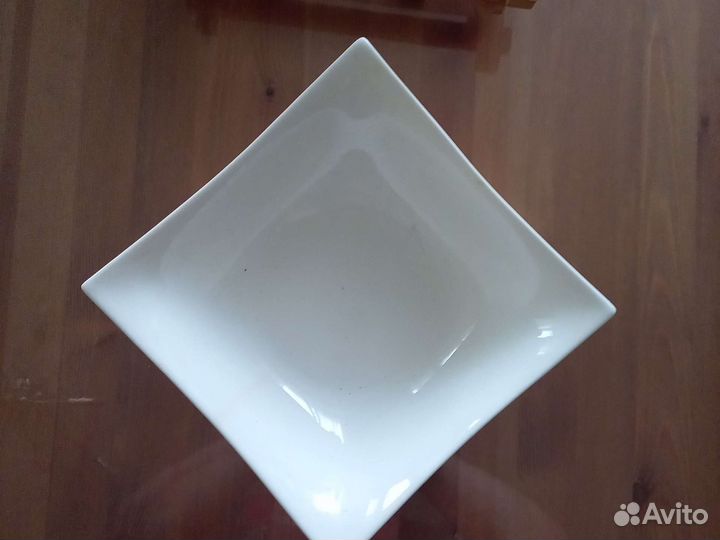 Салатник фарфор на бамбуковой подставке