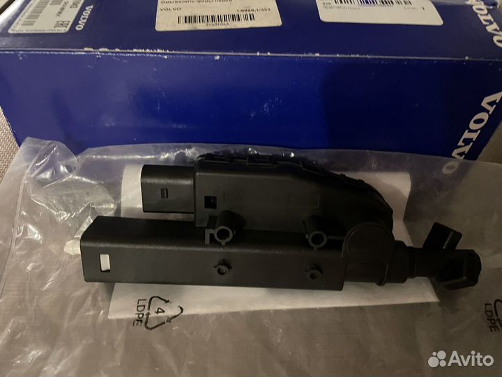 Омыватель левой фары volvo