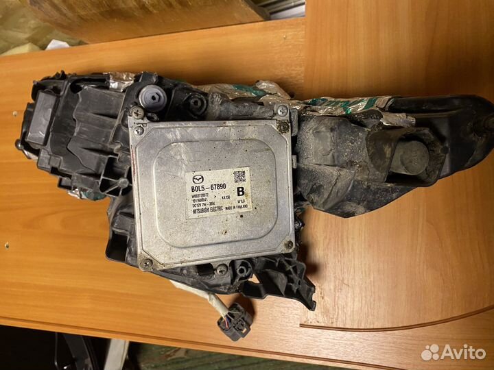 Фара правая full led Mazda 3 bp 2019