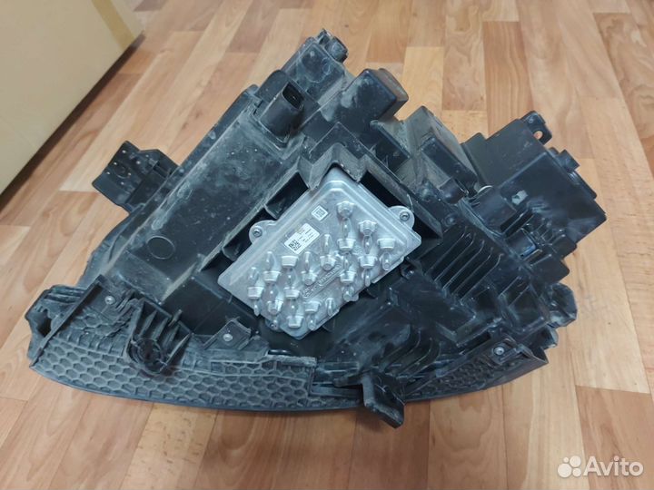 Фара правая Geely Tugella FY11