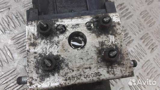 Блок ABS toyota corolla E12 (HNI13KW01)