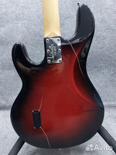 Music Man StingRay 3 Fretless USA безладовый