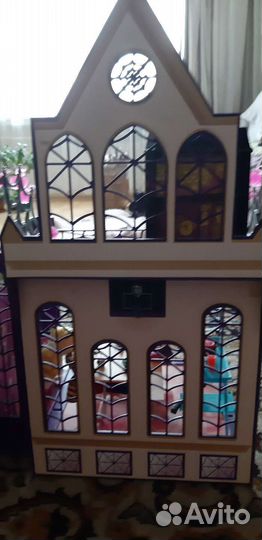 Дом школа Монстр Хай