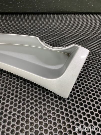 Накладка торпеды правая Chevrolet spark m300