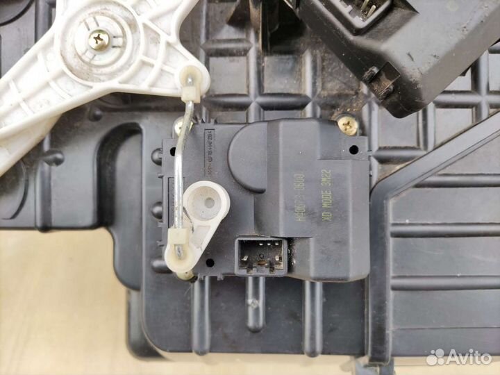 Привод заслонки отопителя Elantra XD Элантра 3