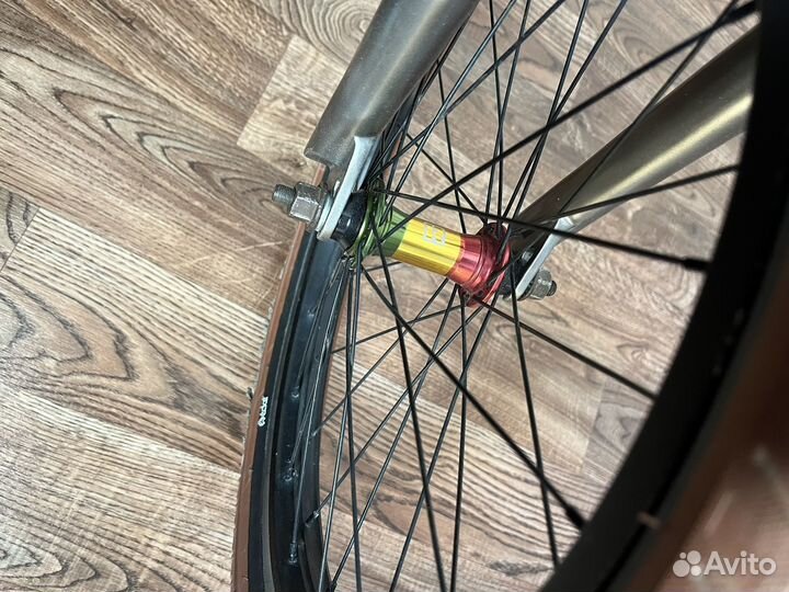 Трюковой велосипед BMX