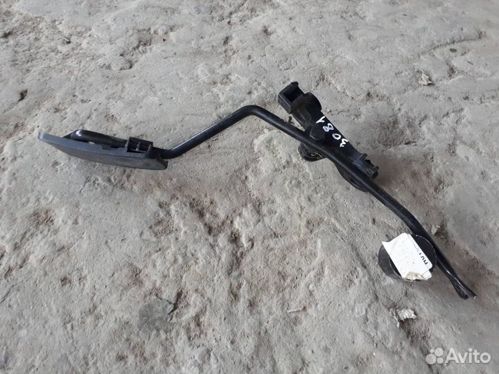 Педаль газа Hyundai i30 FD 2009 327002H100