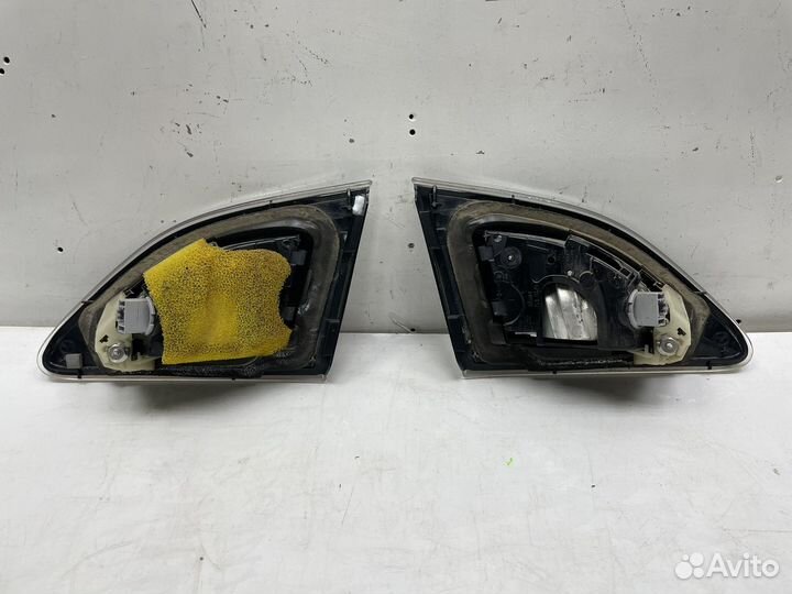 Фонарь задний внутренний левый/правый Mazda 3 BL