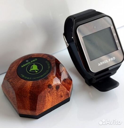 Кнопка вызова официанта с часами-пейджером