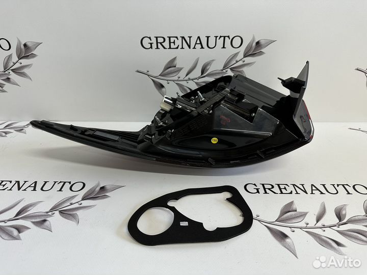 Фонарь левый Mazda 6 GJ 18-22