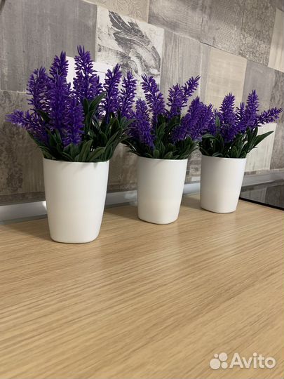 Цветы декоративные искусственные в кашпо