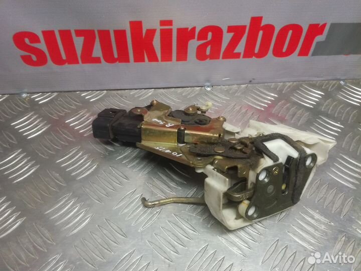Замок задний правый Suzuki Ignis 2006г
