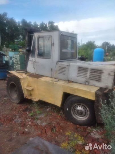 Вилочный погрузчик ЛЬВОВСКИЙ ПОГРУЗЧИК (ЛЕВ) 40081, 1980