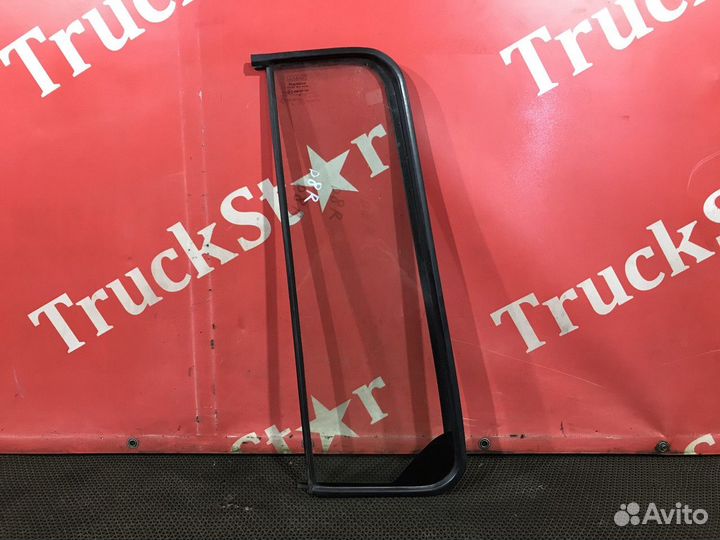 Форточка двери правой Daf XF105