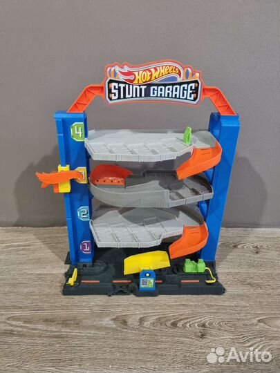 Парковка Hot wheels Трек