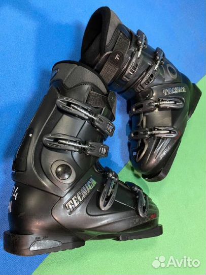 Ботинки для горных лыж