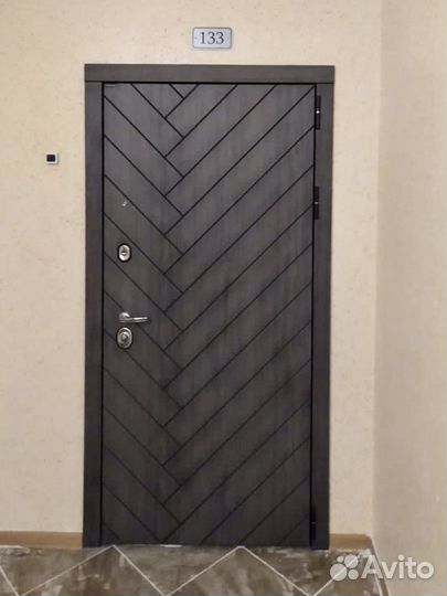 Двери в квартиру «Канада»