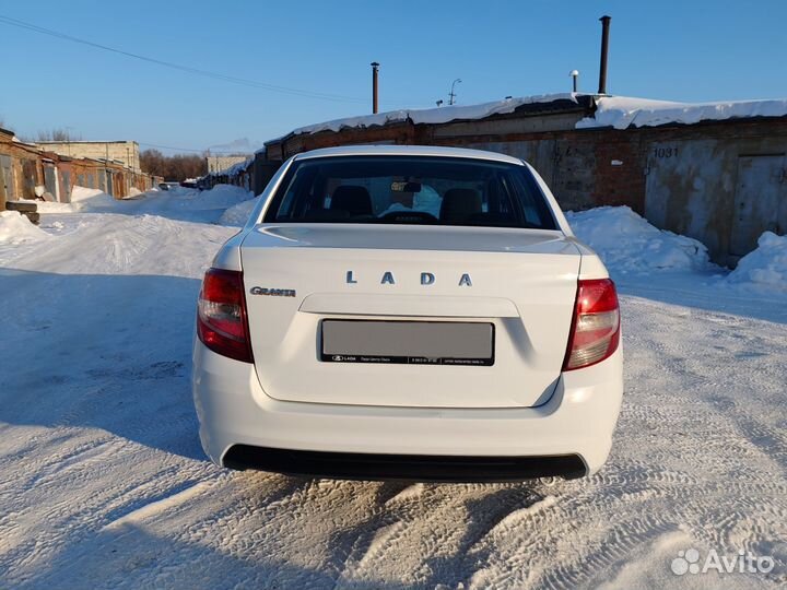 LADA Granta 1.6 МТ, 2018, 62 000 км