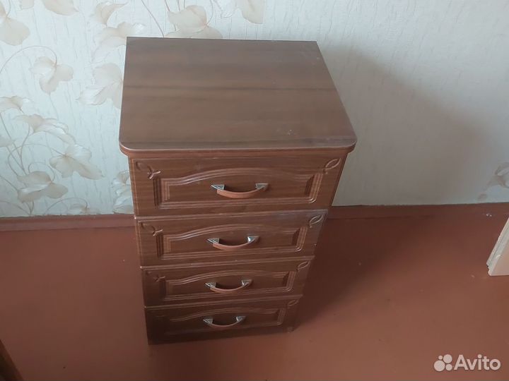 Мебель шкафы и комоды бу
