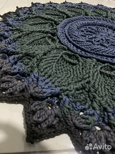 Коврик вязаный крючком