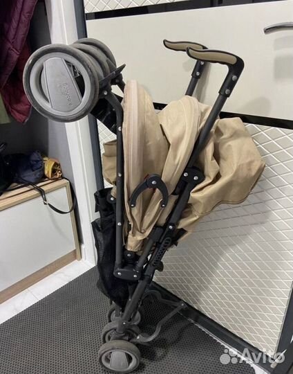 Коляска-трость