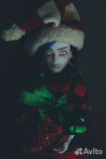 Монстер хай ооак парень из 2007го