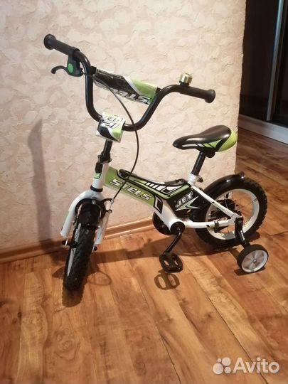 Детский велосипед с родительской ручкой