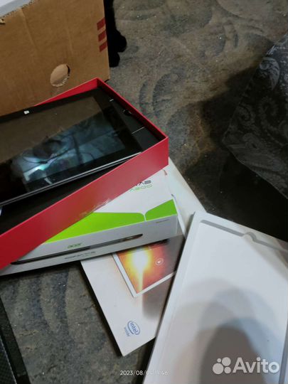 Планшеты под восстановление или запчасти