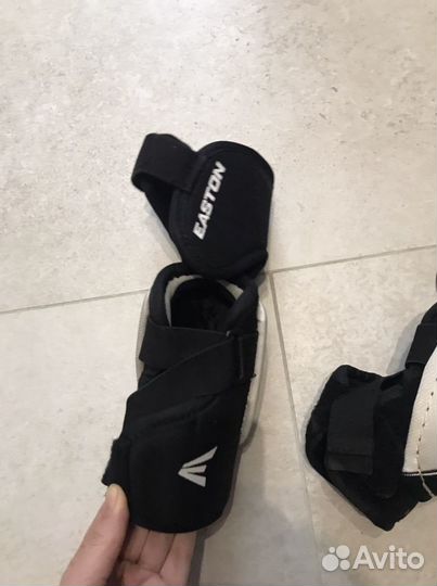 Защита для хоккея налокотники Easton M