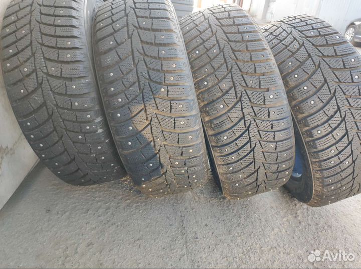 Laufenn I Fit Ice LW 71 195/55 R15