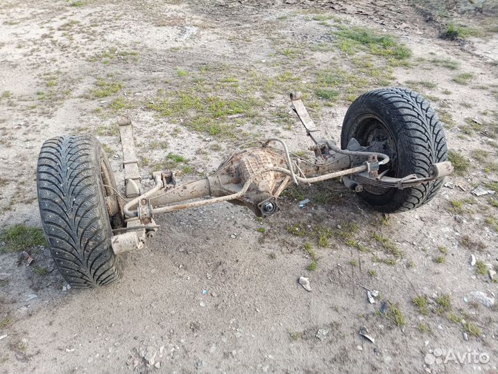 Задний мост газ 31105