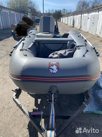 Моторная лодка