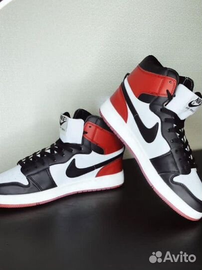 Кроссовки мужские