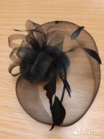 Шляпка с перьями/вуалетка