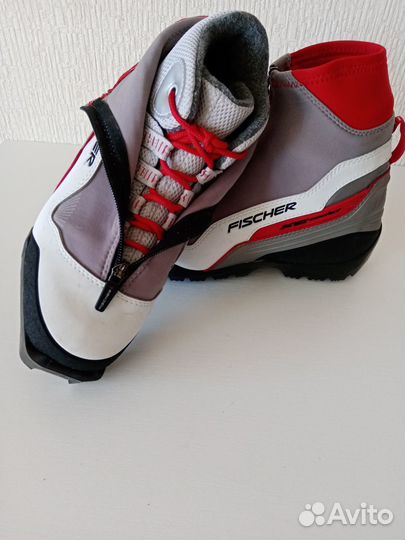 Лыжные ботинки fisher