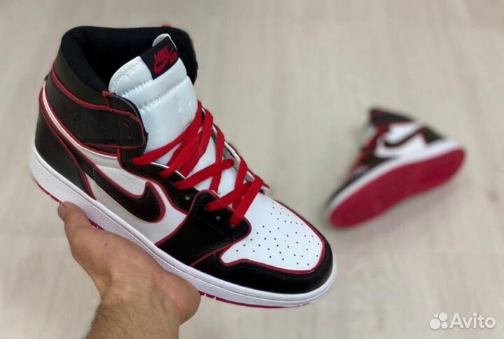 Кроссовки Nike Air Jordan 1 Retro. Кожа. (36-45)