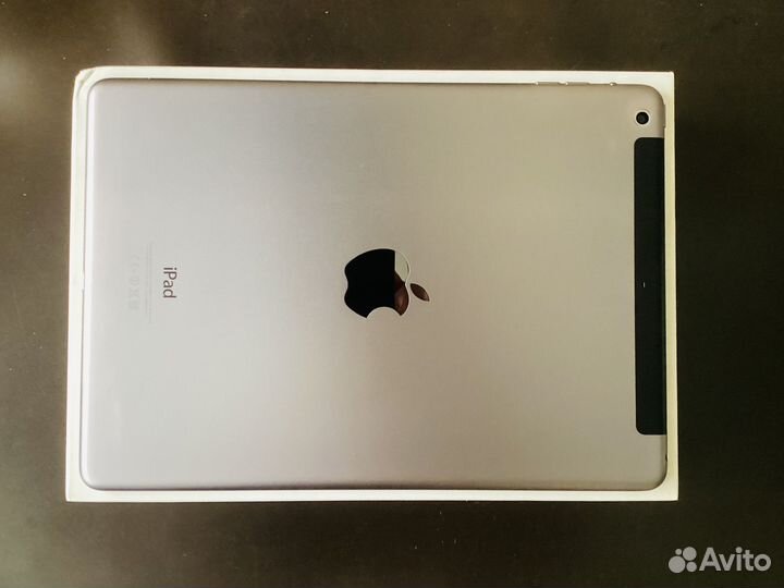 Продам iPad Air