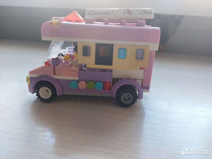 Лего машинка